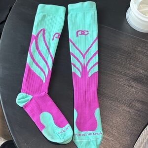 New Knee High Pro Compression Marathon Runner Socks